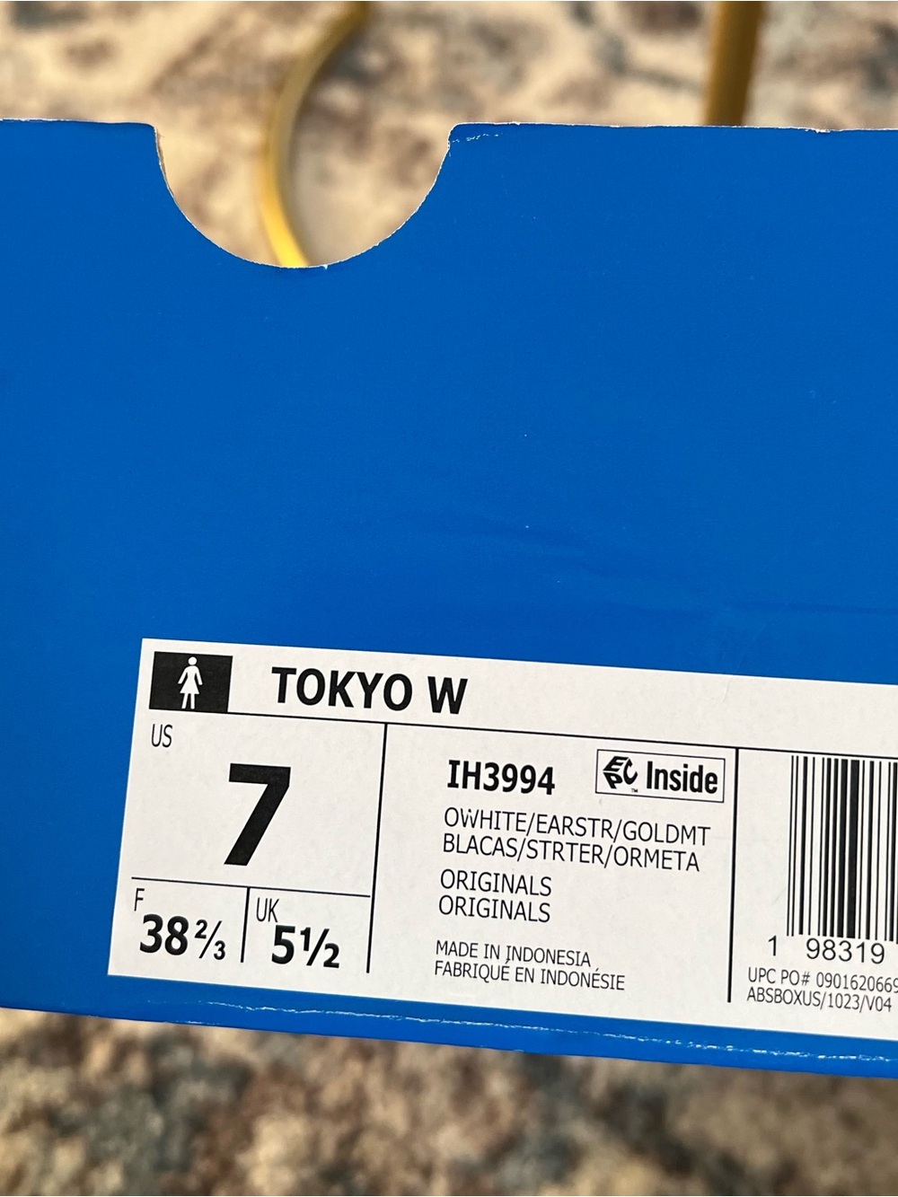 Adidas Tokyo W Sneakers White Brown Gum Sole Low Profile Retro Women’s 7 NIB - Picture 10 of 11